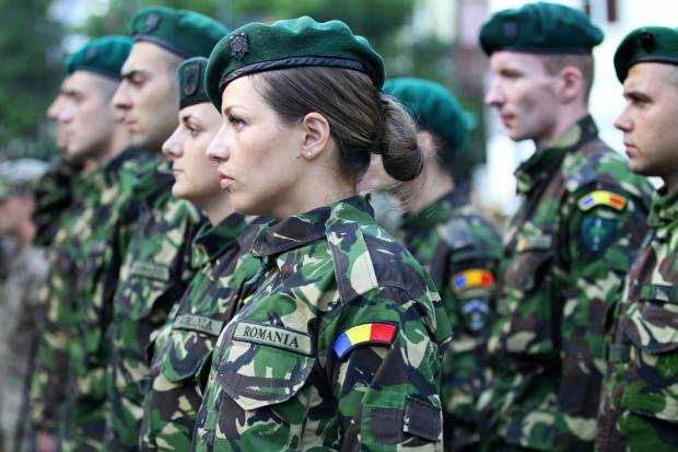 România trimite militari în Orientul Mijlociu