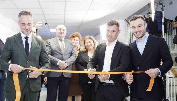 Fundaţia Kaizen se lansează în România şi contribuie cu 350.000 de euro la renovarea secţiei destinate cazurilor grave din cadrul Spitalului de Pediatrie din Piteşti