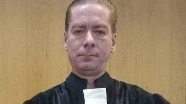 Un procuror sibian recunoaște că a fost iertat de polițiști după ce a produs un accident, băut fiind
