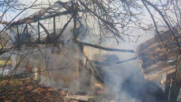 Incendiu în Argeș, la Stâlpeni. Misiunea ISU, îndeplinită