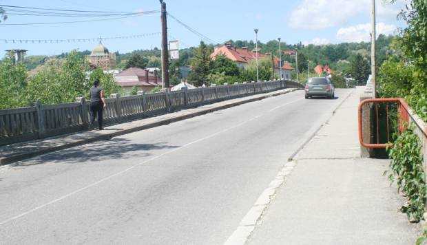 Drumuri şi poduri date Câmpulungului de la CJ