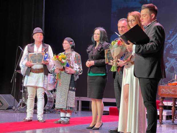 A început Gala Excelenței, la Teatrul din Pitești