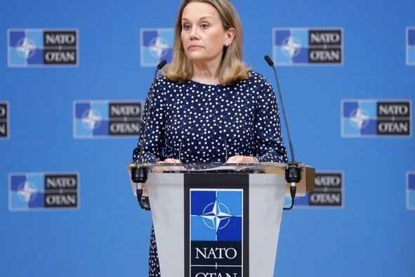Ambasadoarea SUA la NATO: Îl susţinem pe Mark Rutte. Prietenului nostru, Klaus Iohannis, toate cele bune