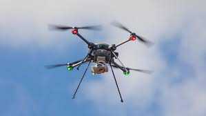 Sute de cercetători români lucrează la drone care vor fi folosite de MAN
