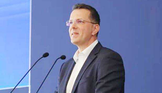Deputatul USR Ionuţ Moşteanu a comis-o: candidează la… primăria Argeş