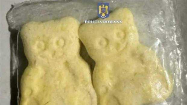 Droguri sub formă de ursuleți, confiscate de polițiști