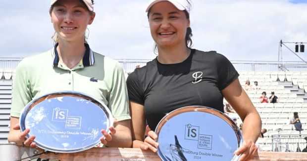Monica Niculescu și Cristina Bucşa au câştigat turneul de la Strasbourg la dublu
