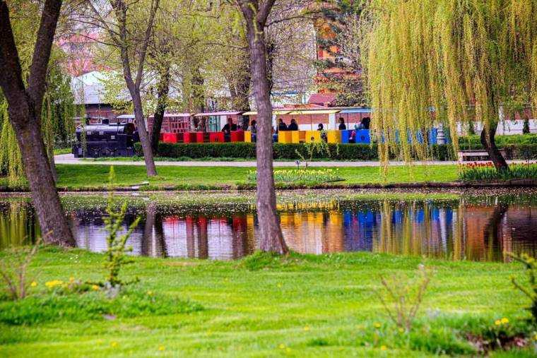 Parcul Ștrand Pitești: servicii de agrement gratuite pentru cei mici, de Ziua Copilului