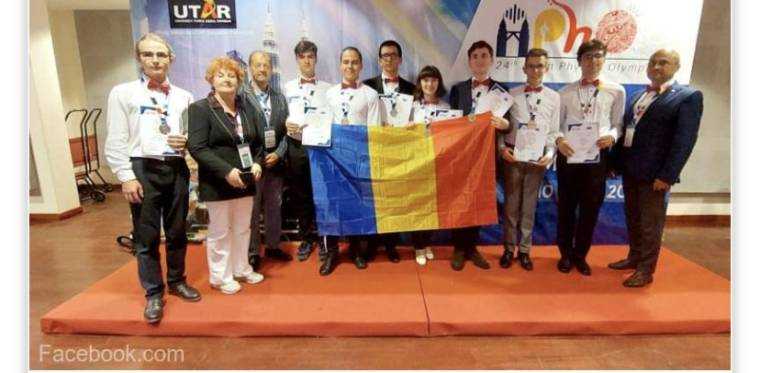 Elevii români au obţinut medalii de aur, de argint şi o menţiune de onoare la Olimpiada Asiatică de Fizică