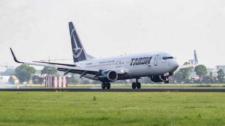 Tarom anunță două curse speciale pentru suporterii care vor să ajungă la meciul România-Slovacia