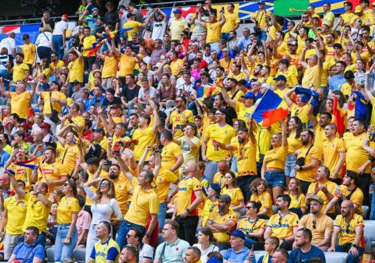 Suporter român, înjunghiat de fanii belgieni, după meci