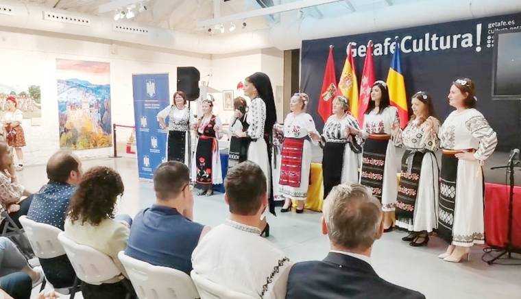 Festivaluri româneşti peste hotare, cu musceleni în prim plan