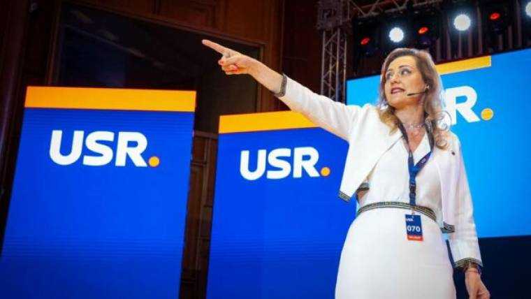 Elena Lasconi a câștigat, din primul tur, alegerile pentru funcția de președinte al USR, cu peste 68% din voturi