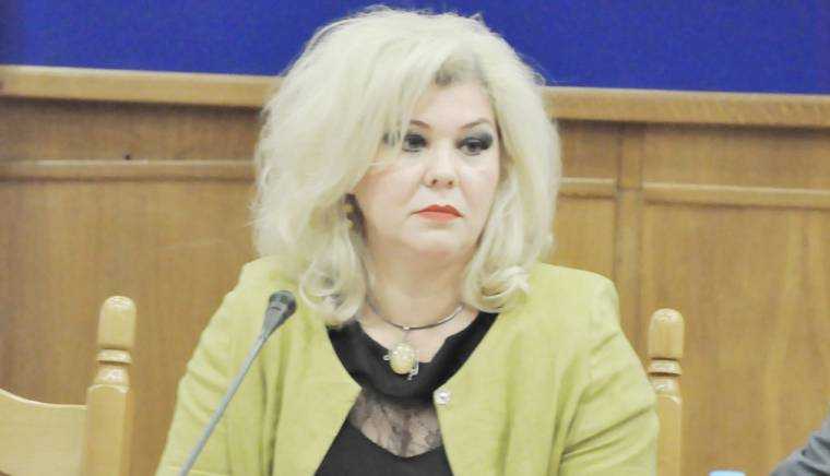 Peste 30 de copii din Argeş au intrat în sistemul de asistenţă maternală în acest an