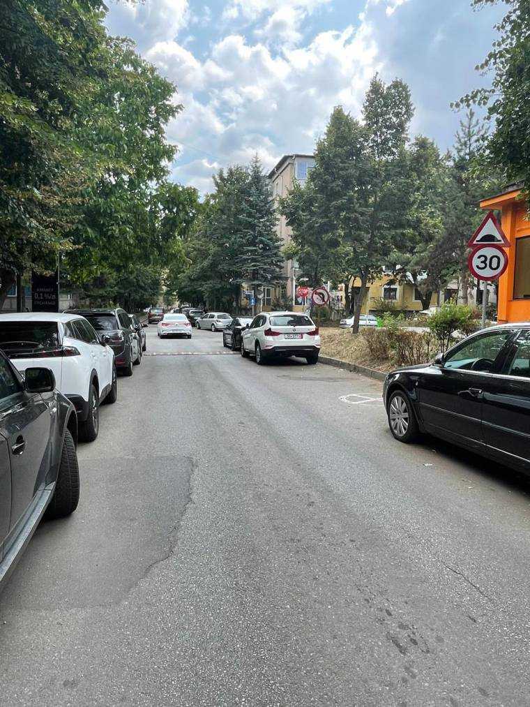 Un nou limitator de viteză amplasat în Pitești. De data aceasta pe strada Garoafelor