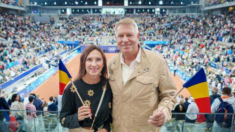 Klaus Iohannis, alături de soție la Jocurile Olimpice 2024