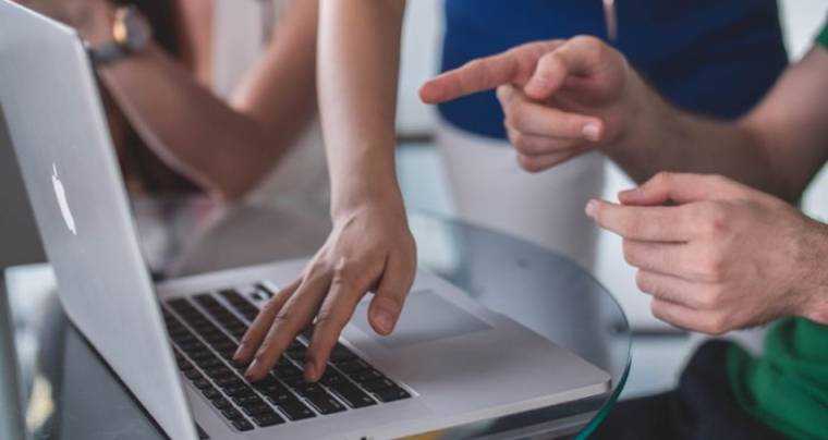 Propunere: Taxe mai mici pentru angajatori pentru angajații aflați la primul job, elevi, studenți sau ucenici