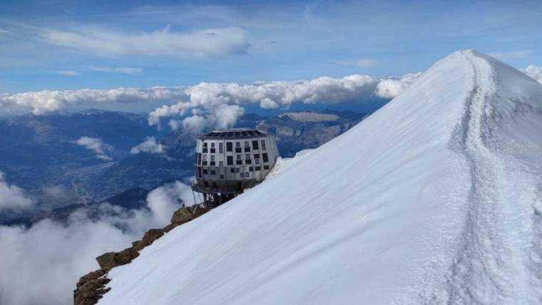 Un alpinist român și-a pierdut viața în masivul Mont Blanc