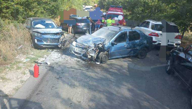 Accident rutier la Tigveni. O persoană a fost transportată la spital