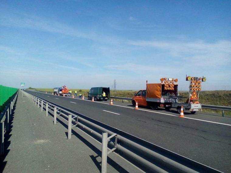 Italienii de la Webuild au trasat marcajele rutiere pe primii 16 kilometri ai tronsonului  Pitești – Curtea de Argeș, parte din Autostrada Sibiu – Pitești