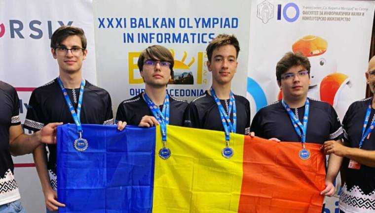 Elevii români au obținut 3 medalii de argint și una de bronz la Olimpiada Balcanică de Informatică