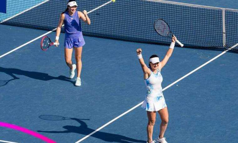 Monica Niculescu şi Gabriela Ruse au câştigat titlul în proba de dublu de la Hong Kong