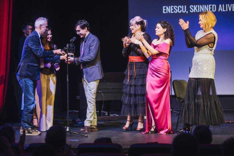 „ENESCU, jupuit de viu”, regizat de Toma Enache, câștigător la categoria „Cea mai bună muzică originală de film” la ISFMF, Croația