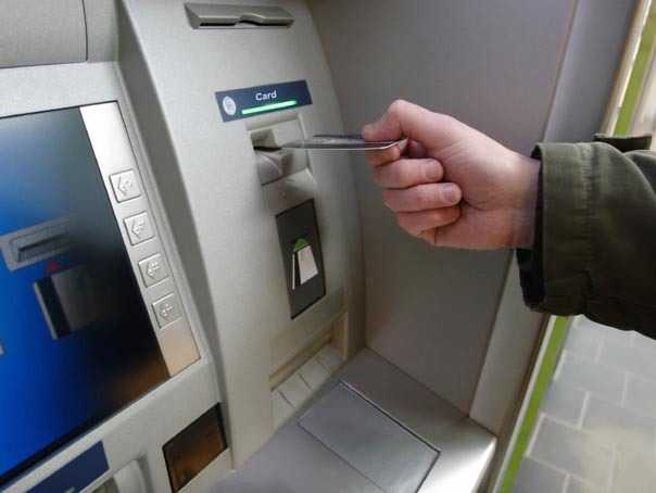 Retragere de numerar. Schimbare la bancomate. Se aplică la toate ATM-urile