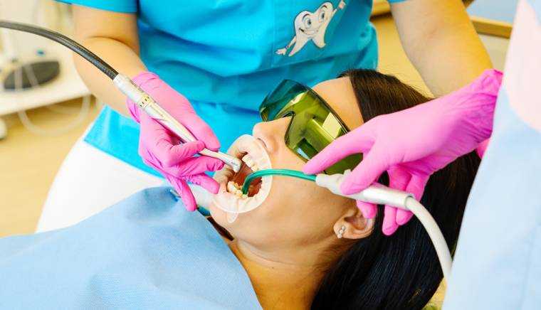 Clinica de medicină dentară Dr. TEO – Zâmbim oricând împreună! Igienizarea dentară