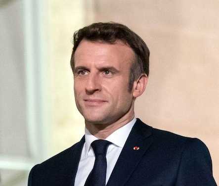 Macron şi Trump, convorbire telefonică de 25 de minute despre „revenirea păcii şi stabilităţii”