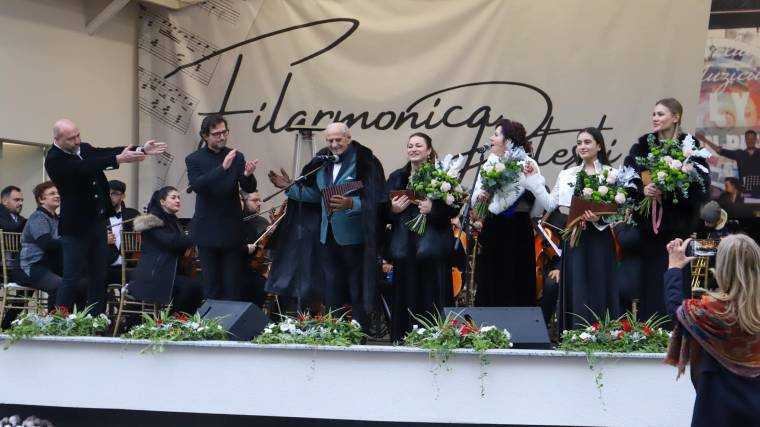 Gheorghe Zamfir, la inaugurarea Teatrului de Vară din Ștrand: „Multumesc, Pitești!”