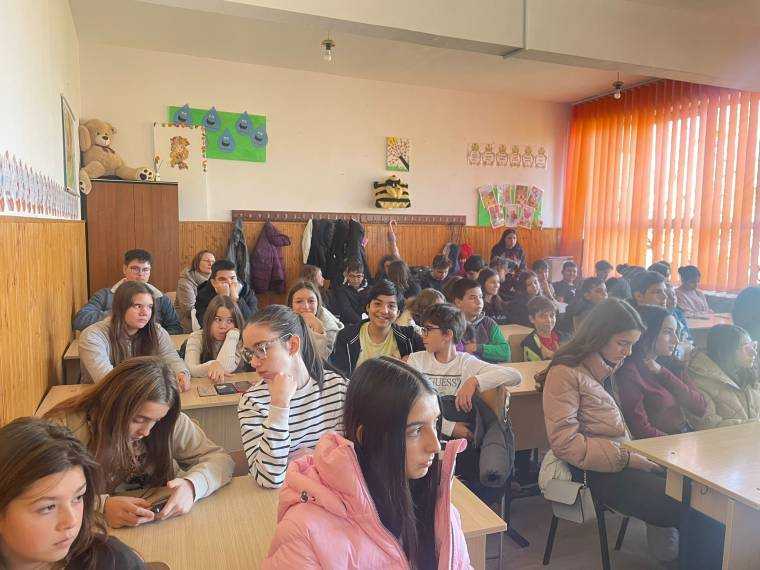 Lecţii de educaţie fiscală pentru elevi și studenți susținute de A.J.F.P. Argeș