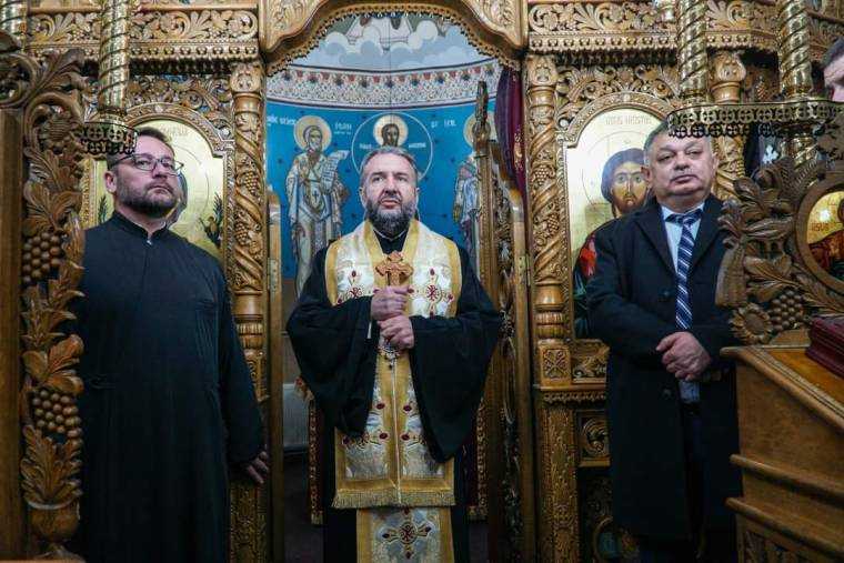 Slujbă de binecuvântare la Spitalul Județean Pitești