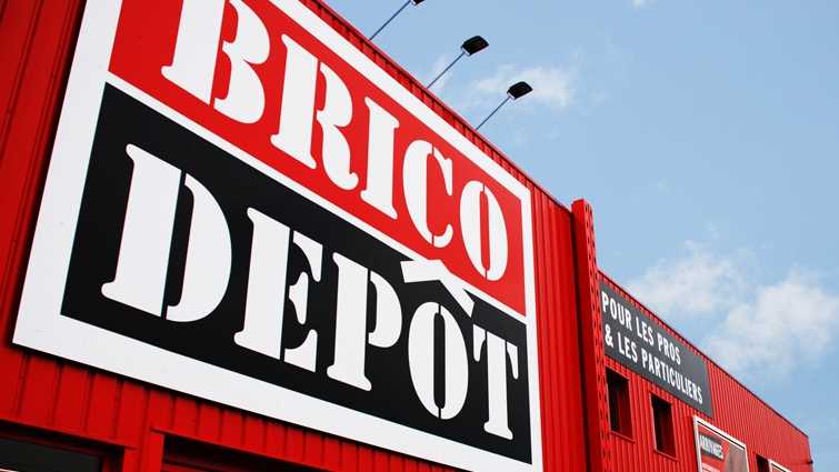 Brico Depot vinde toate magazinele din România