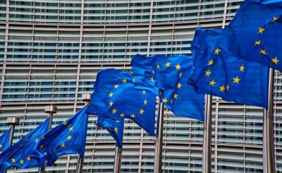 UE UE