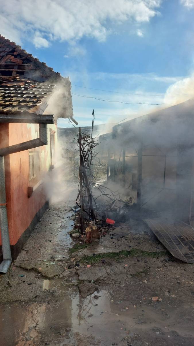 La un pas de explozie în Ciofrângeni