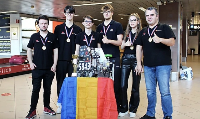 Echipa națională de robotică a României a cucerit Aurul la Campionatul Internațional din Turcia