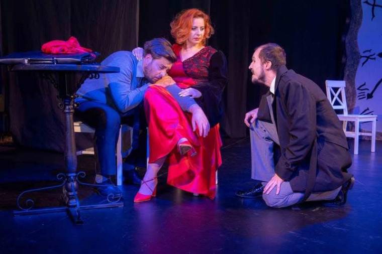 Spectacol aparte la teatrul din Pitești: „Urmuz”