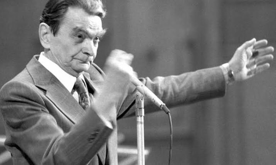 13 Februarie 1922: S-a născut popularul actor  de comedie Horia Căciulescu, mort împușcat la revoluție