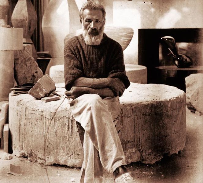 19 februarie 1876: S-a născut genialul sculptor român Constantin Brâncuși,  membru post-mortem al Academiei Române