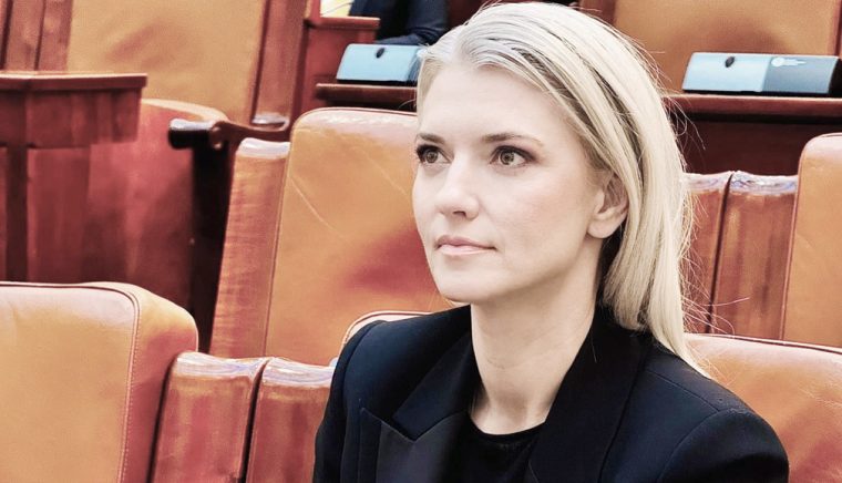Alina Gorghiu: „Va trebui să găsim, în mod real şi permanent, soluţii pentru a scurta durata proceselor”