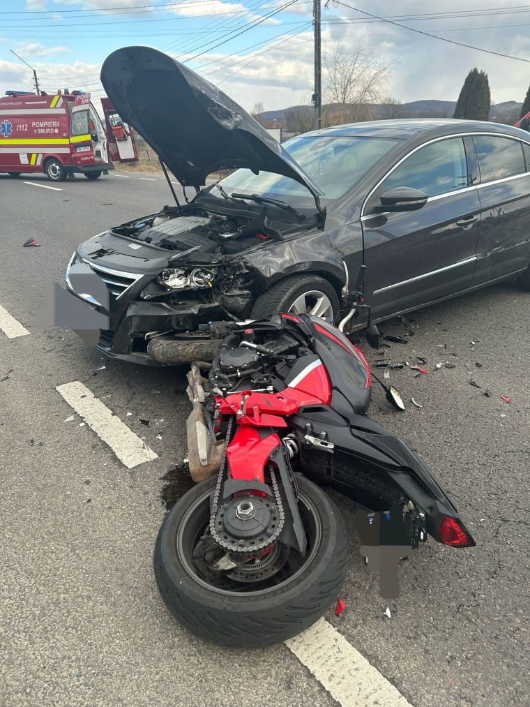 Motociclist accidentat la Mioveni