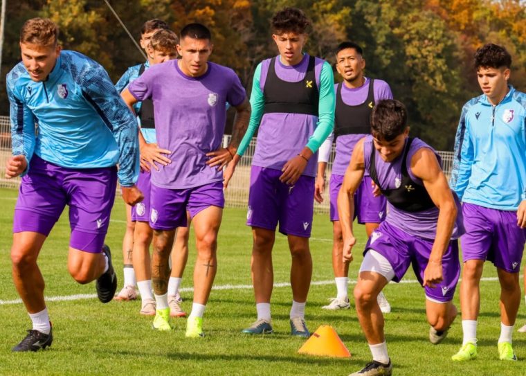 Zece meciuri fără înfrângere pentru FC Argeș!