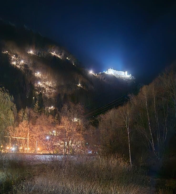 Cum arată Cetatea Poenari după reabilitare. Camere de supraveghere și lumini