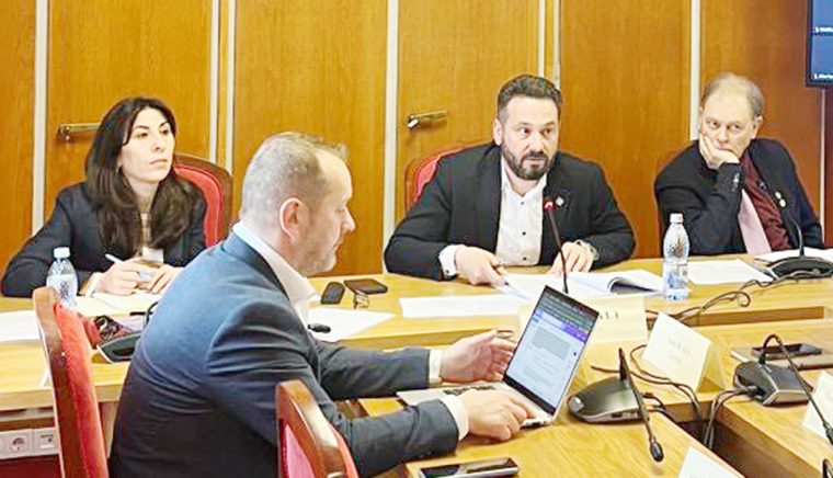 Senatorul Mihai Coteţ a consultat viitorul cadru financiar al UE