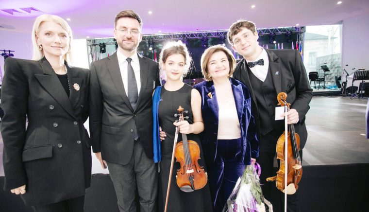 Alina Gorghiu a promovat-o pe talentata Sofia Butaru la Chişinău