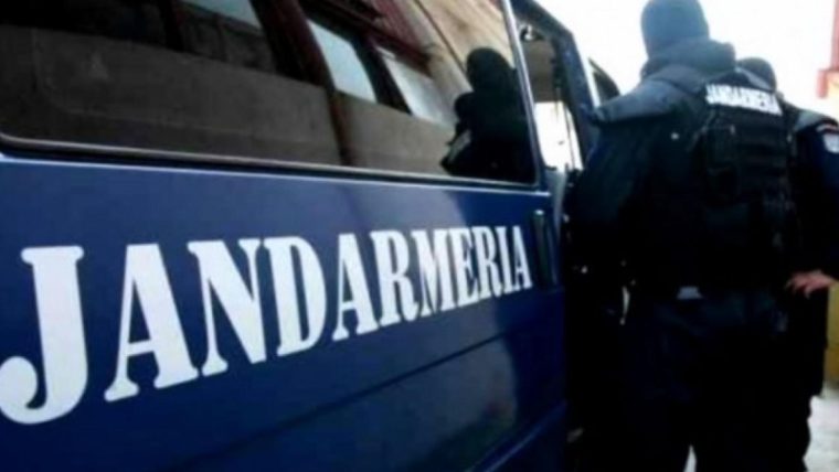 Bătaie într-o secție de votare. A fost nevoie de intervenția jandarmilor