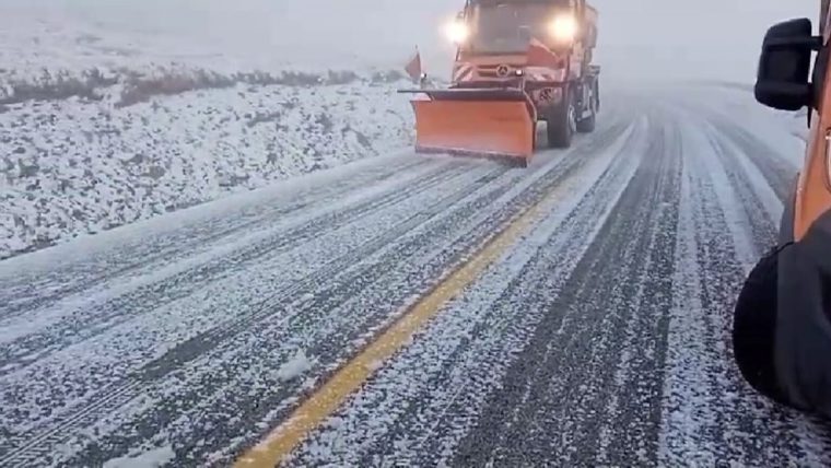 Deschiderea drumurilor Transfăgărăşan şi Transalpina se amână