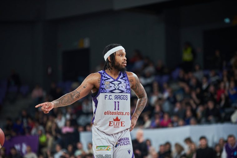Joi are loc meciul 3 al seriei FC Argeș Basketball – Rapid București. Ia-ți și tu bilet!