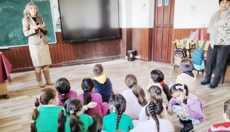 Campania „Fără bullying în şcolile argeşene!”. Fosta judecătoare Magda Papaianopol: „La sate, fenomenul acesta periculos nu are amploarea pe care o are în oraşele mai mari”